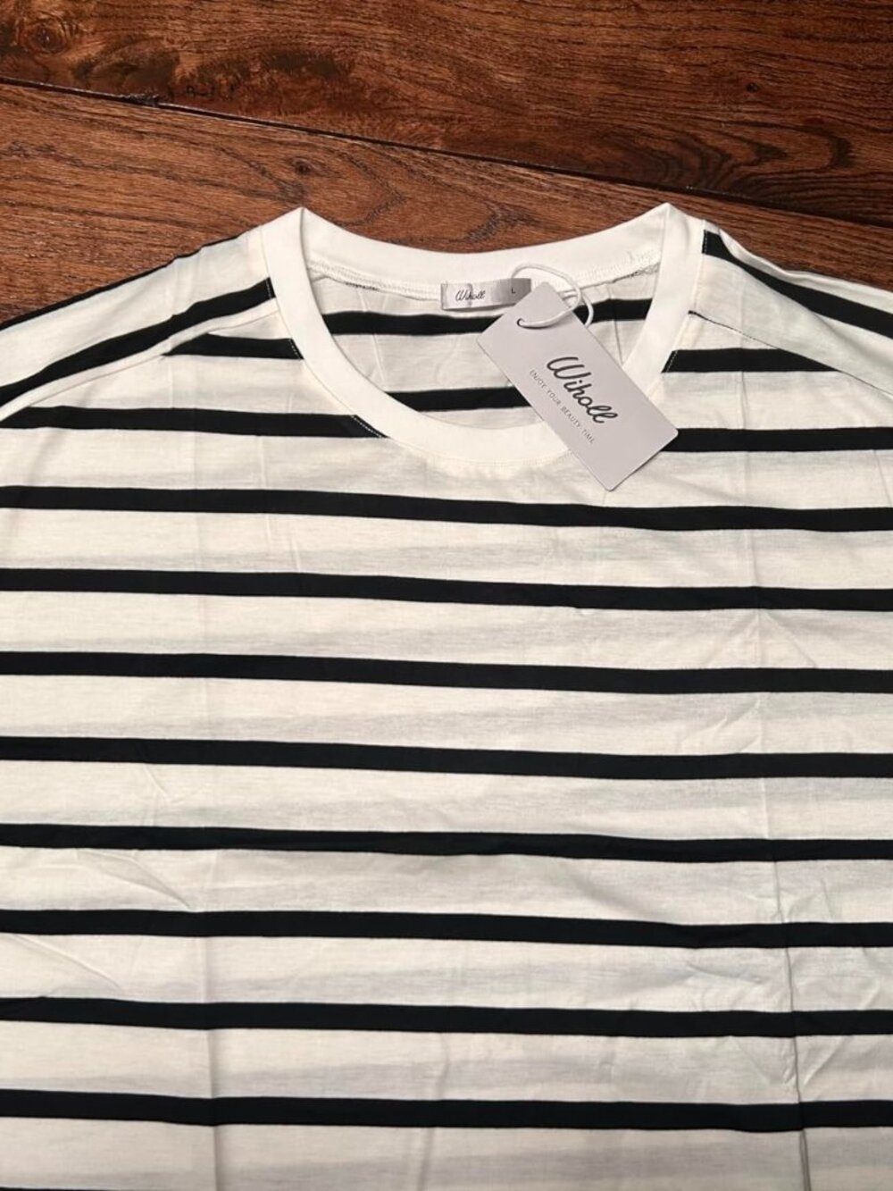 Women's wiholl white and black striped t shirt